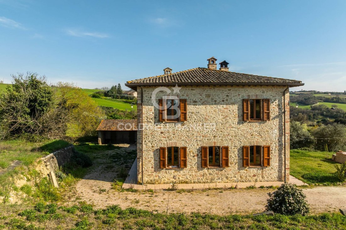 Country House in Collazzone, Umbria, Italy 3 - 17674985