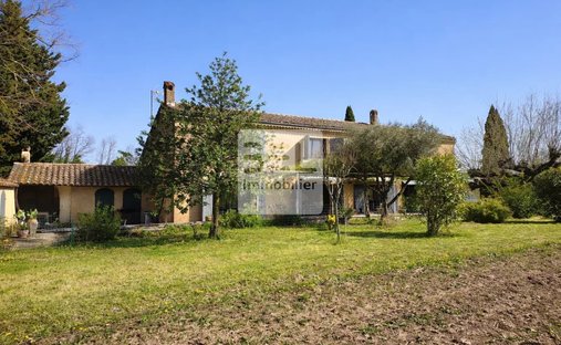 Casa de Campo en Saint-Alexandre, Occitania, Francia 1