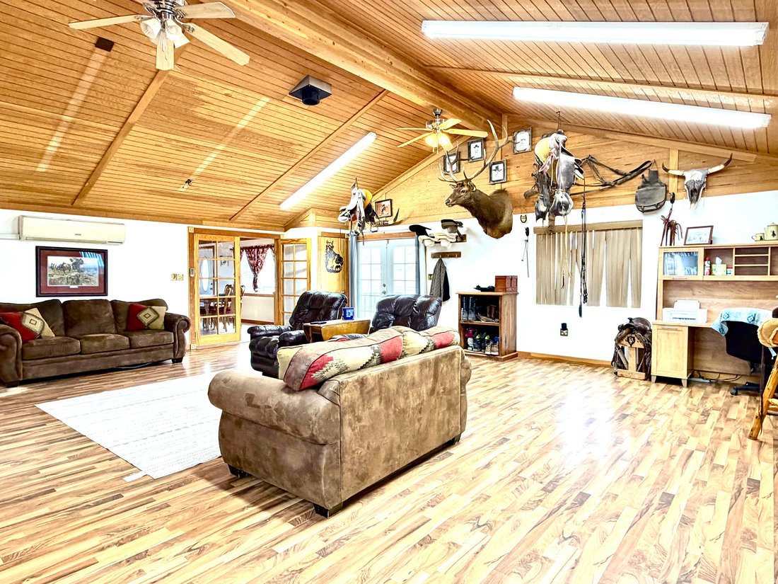 House in Lapoint, Utah, United States 1 - 17672632