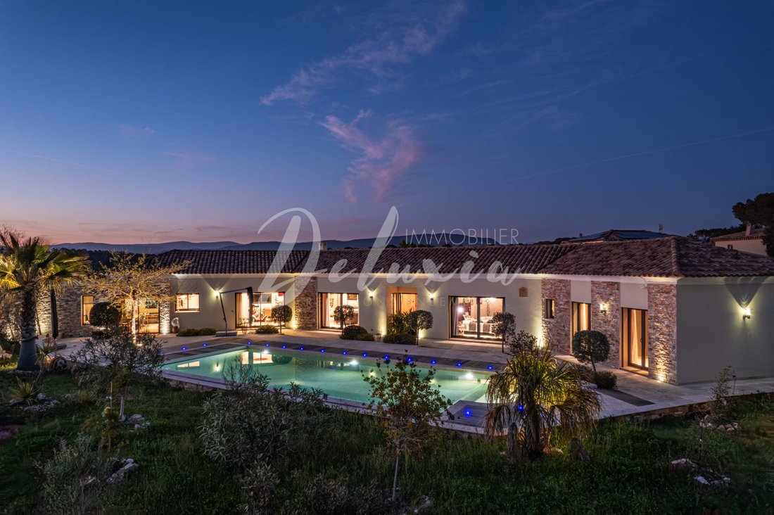 House in Ecarts, Roquebrune-sur-Argens, France 2 - 16247989