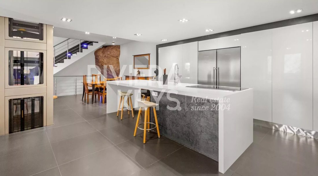 Townhouse in Broussailles, Cannes, France 1 - 16735649