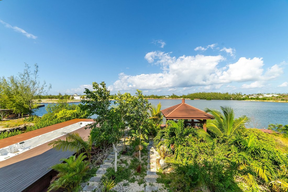 House in Patricks Island, George Town, Cayman Islands 1 - 17670827