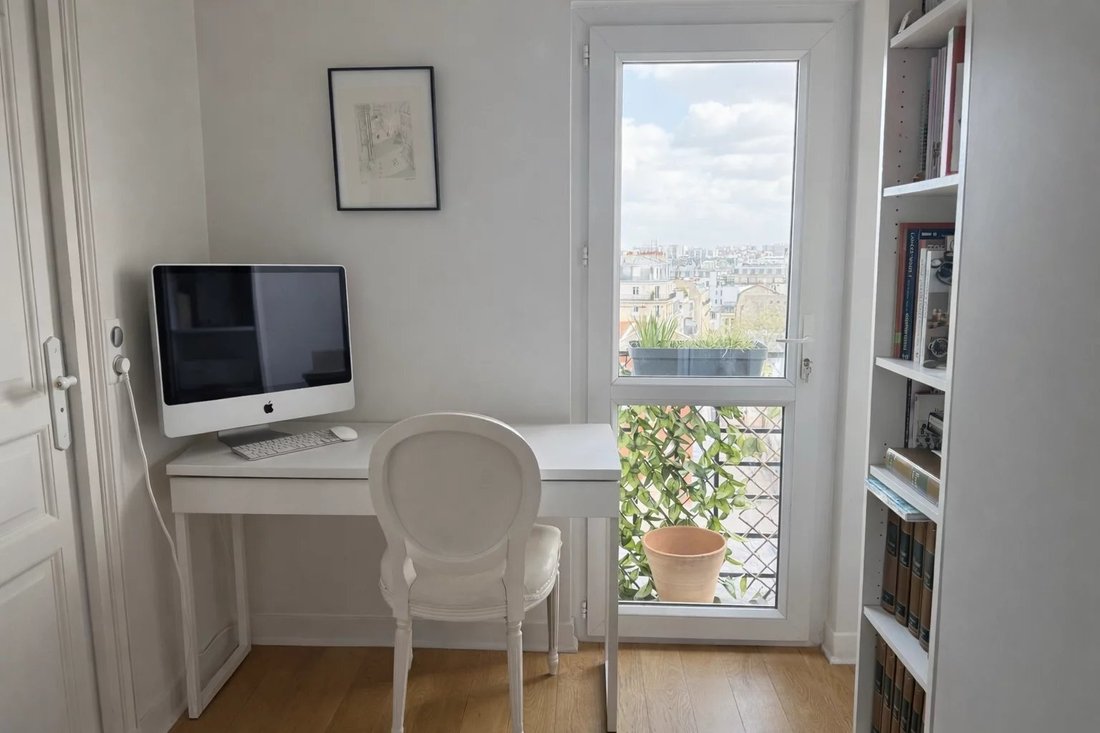 Apartment in Auteuil Sud, Paris 16e Arrondissement, Paris 3 - 17670583
