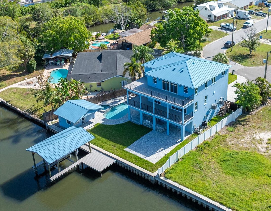 House in Tampa, Florida, United States 3 - 17676261