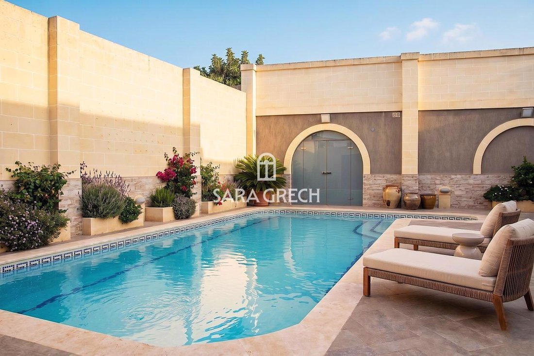 Villa in Iklin, Malta 1 - 15996537