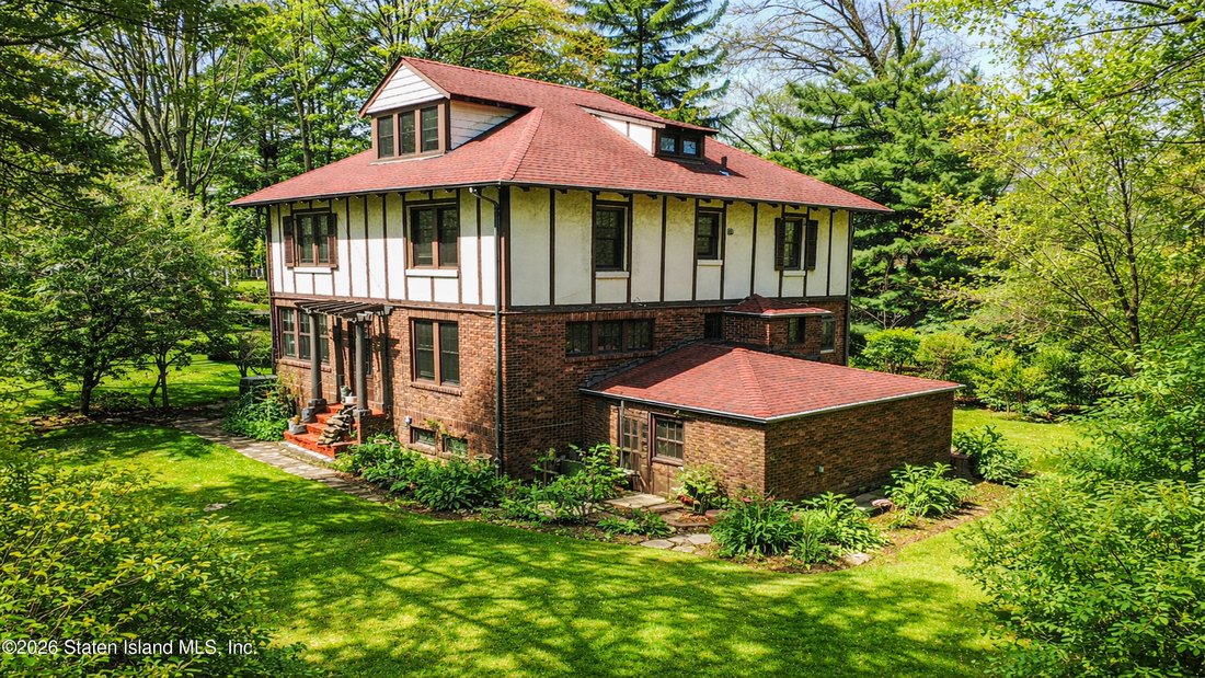 House in New York, New York, United States 2 - 17675732