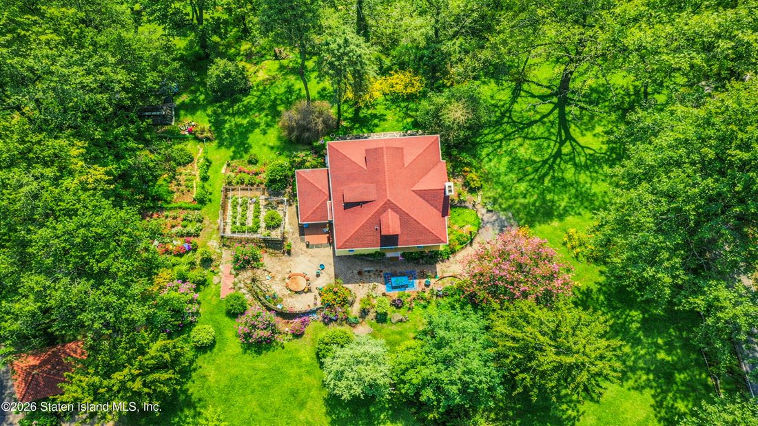 House in New York, New York, United States 4 - 17675732