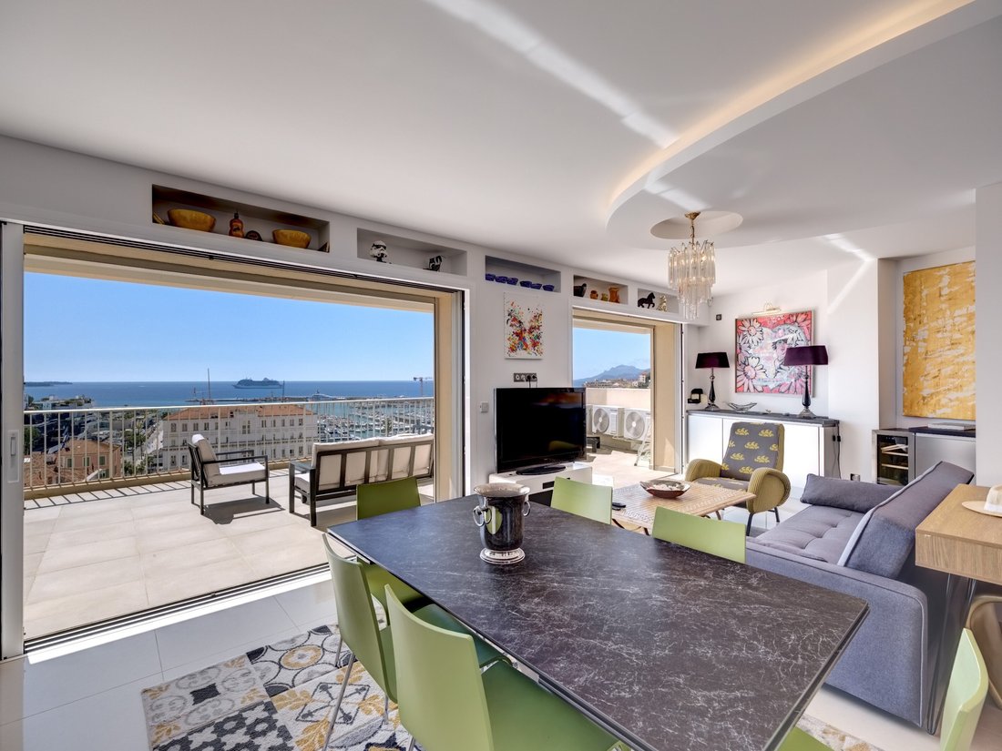 Apartment in Saint Nicolas, Cannes, France 5 - 17675731