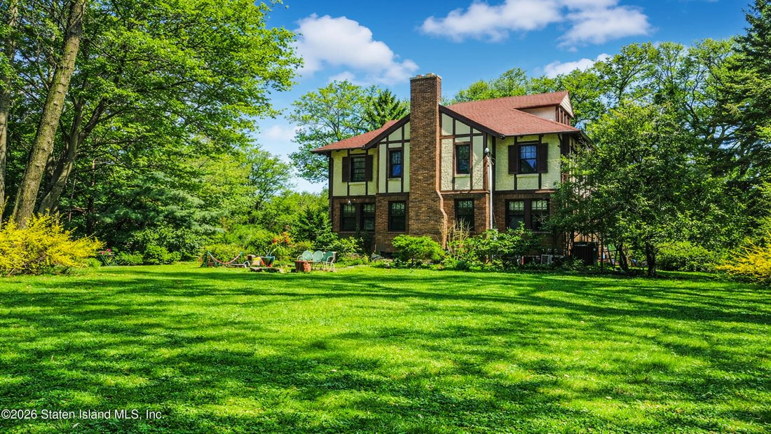 House in New York, New York, United States 3 - 17675732