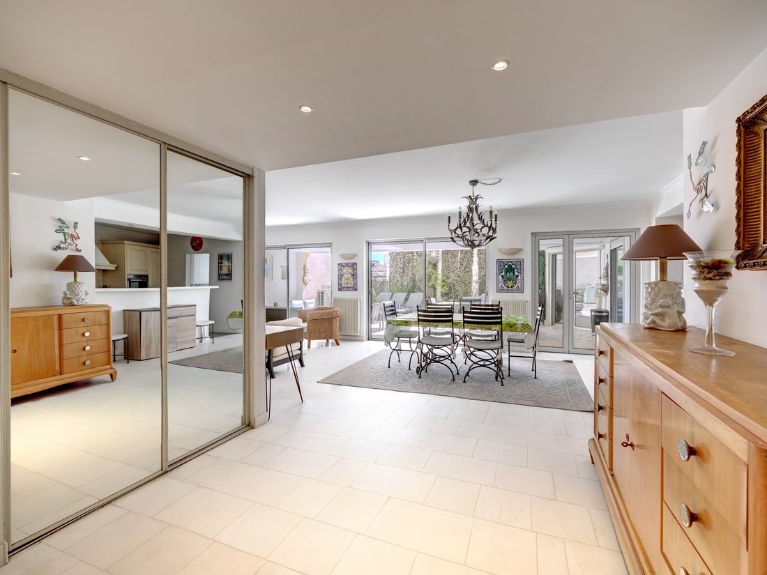 Apartment in Saint Nicolas, Cannes, France 3 - 17675730