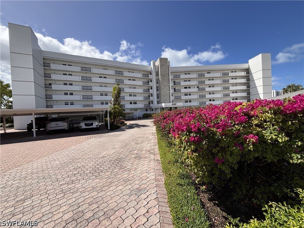 Condo in Naples, Florida, United States 5 - 17676344