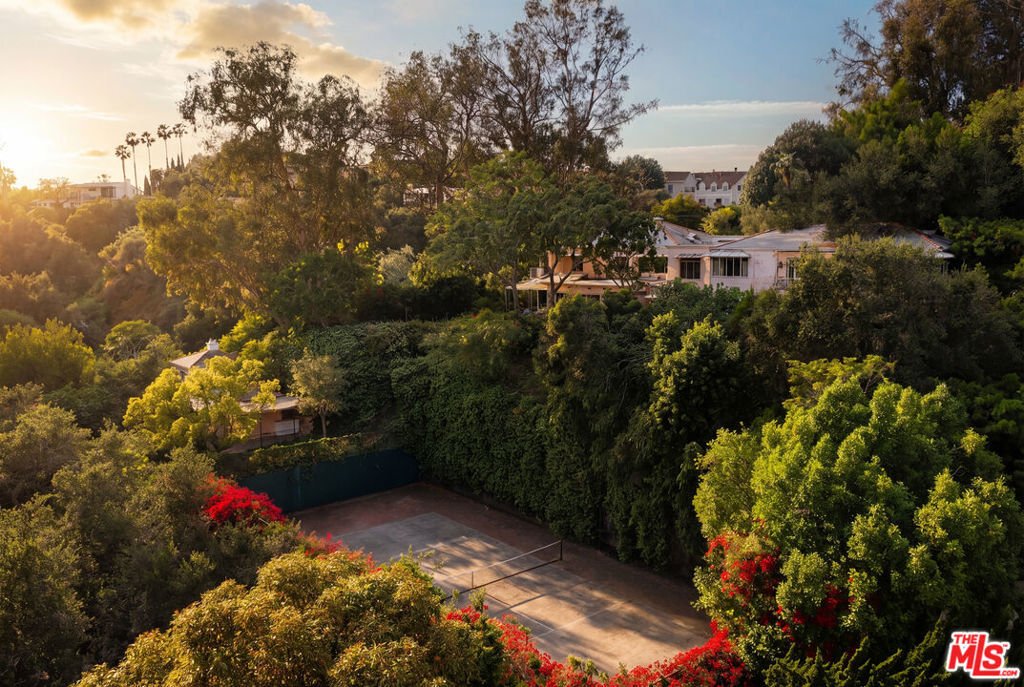 House in Los Angeles, California, United States 1 - 17675862