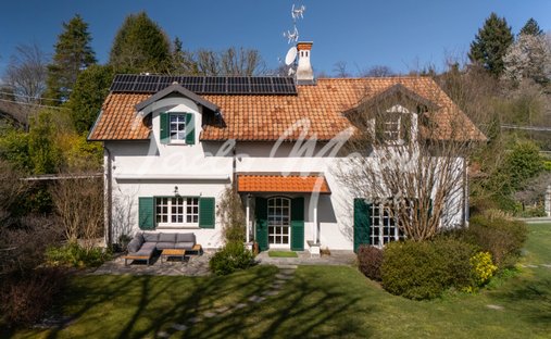 Villa a Montorfano, Lombardia, Italia 1