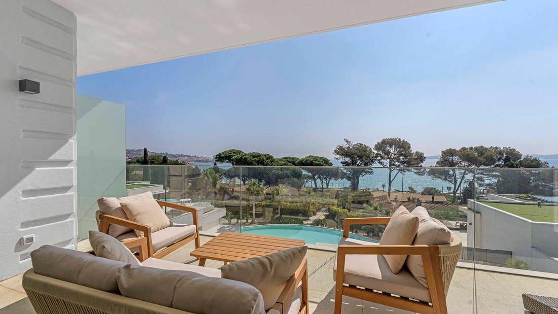 Apartment in Ville-Les Saquedes-Le Bouillonnet, Sainte-Maxime, France 1 - 17675725