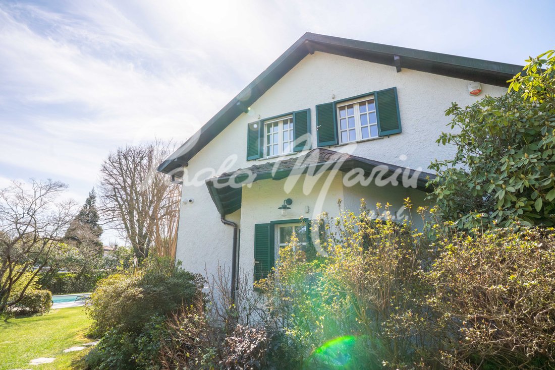 Villa in Montorfano, Lombardy, Italy 2 - 17675949