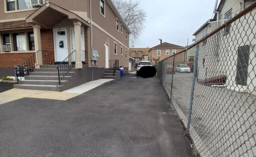 Land in Inwood, New York, United States 1