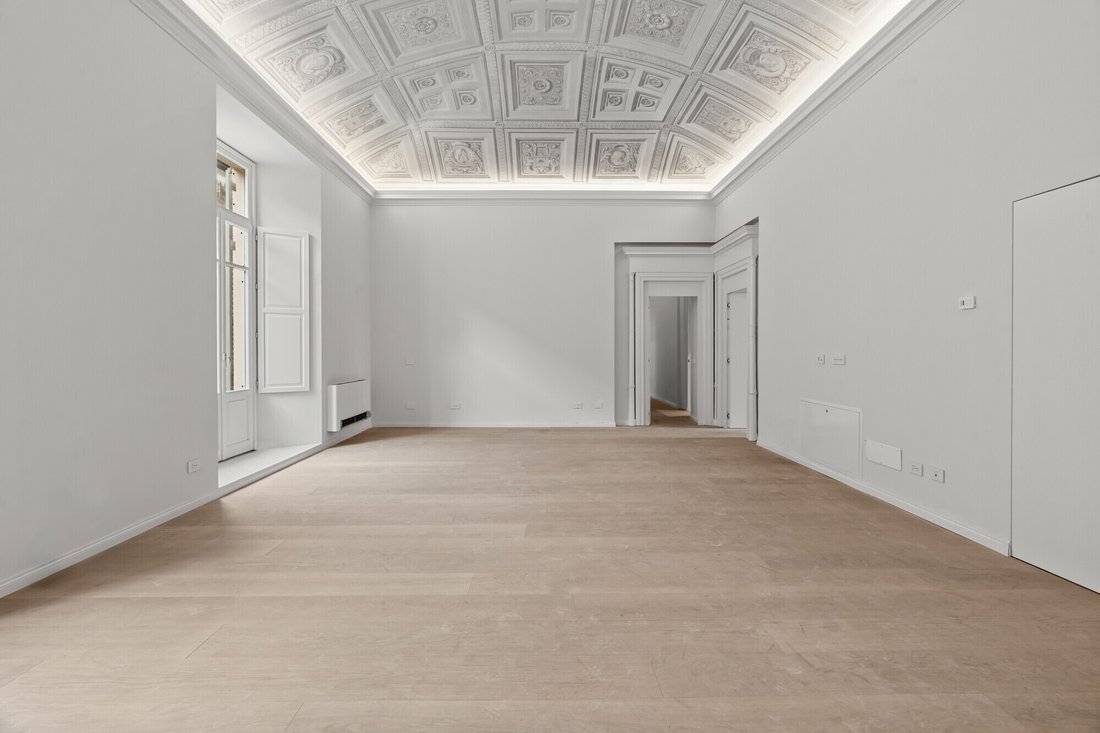 Apartment in Historic Center, Como, Lombardy 3 - 17676362