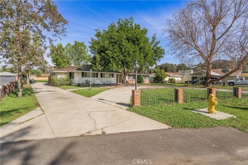 House in Covina, California, United States 3 - 17282919