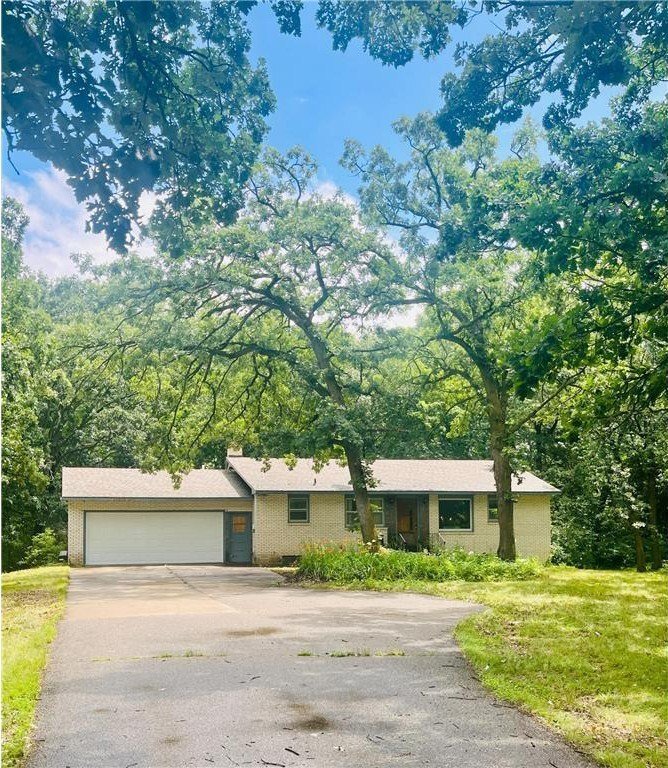 House in Saint Augusta, Minnesota, United States 4 - 14973138