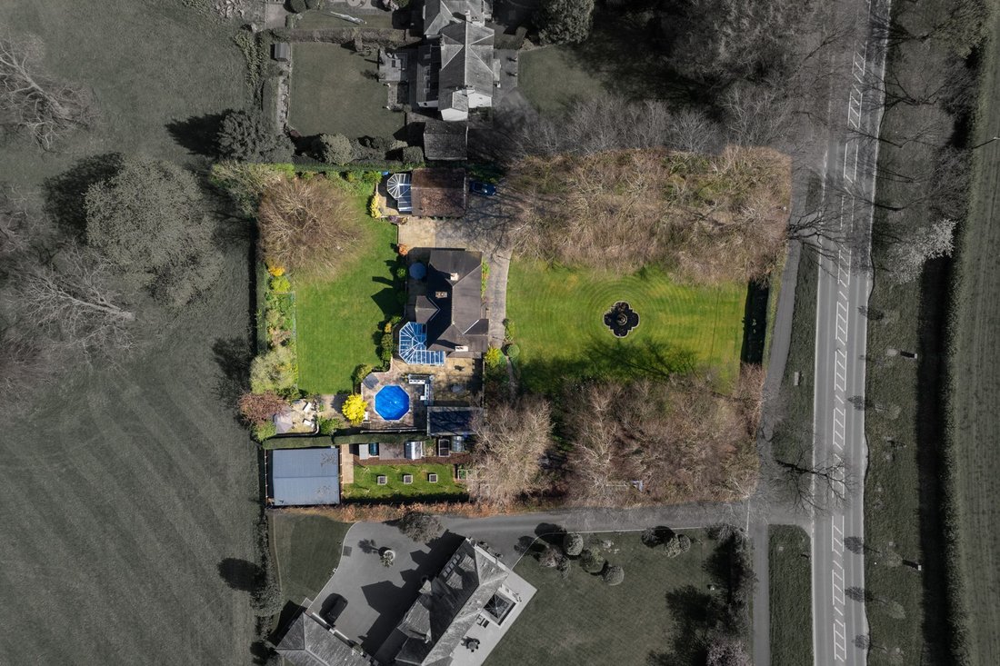 House in Higher Walton, Warrington, England 2 - 17676608