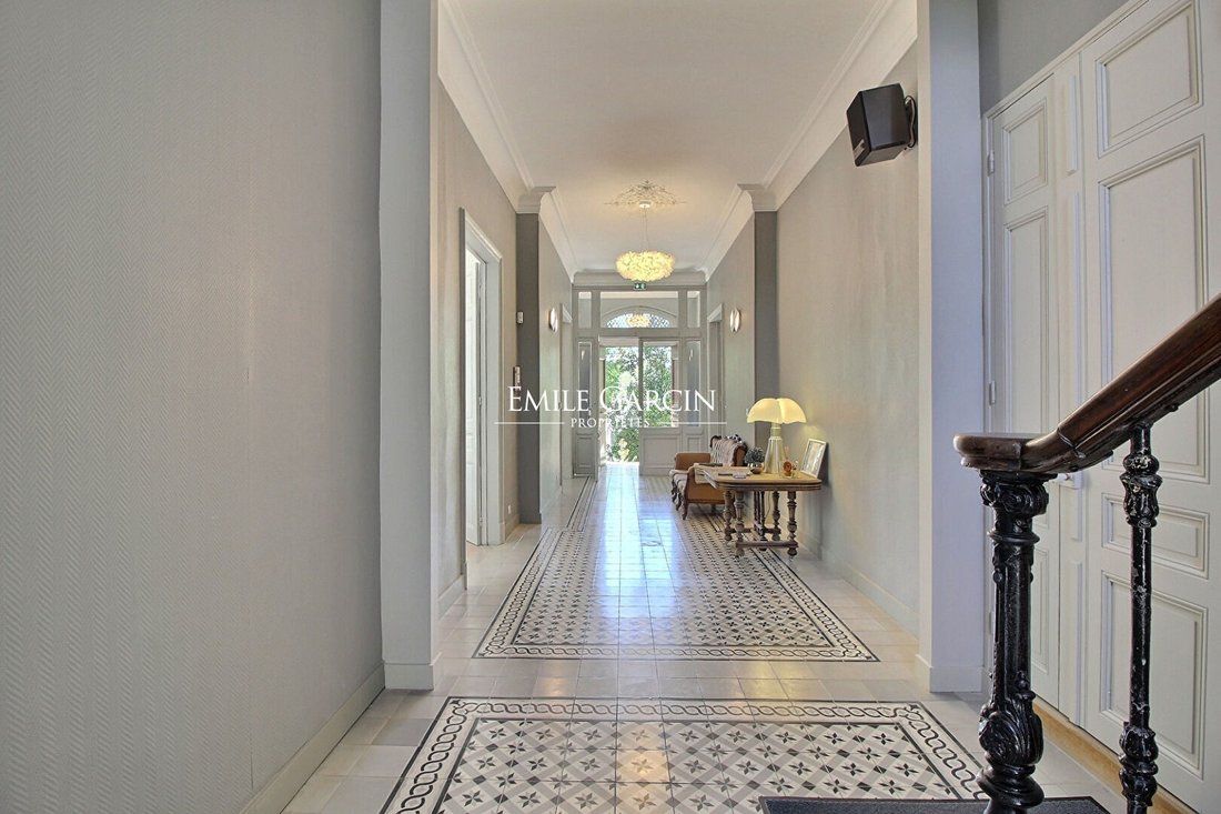 Villa in Granettes-Jauberte-Sainte Anne, Aix-en-Provence, France 4 - 17676620