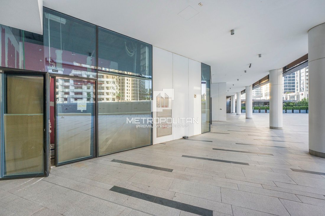 Business Bay, Dubai, United Arab Emirates 3 - 14556016