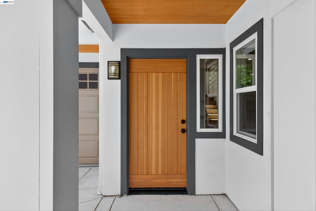 House in Oakland, California, United States 3 - 17676526