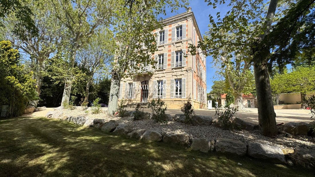 Villa in Granettes-Jauberte-Sainte Anne, Aix-en-Provence, France 1 - 17676620