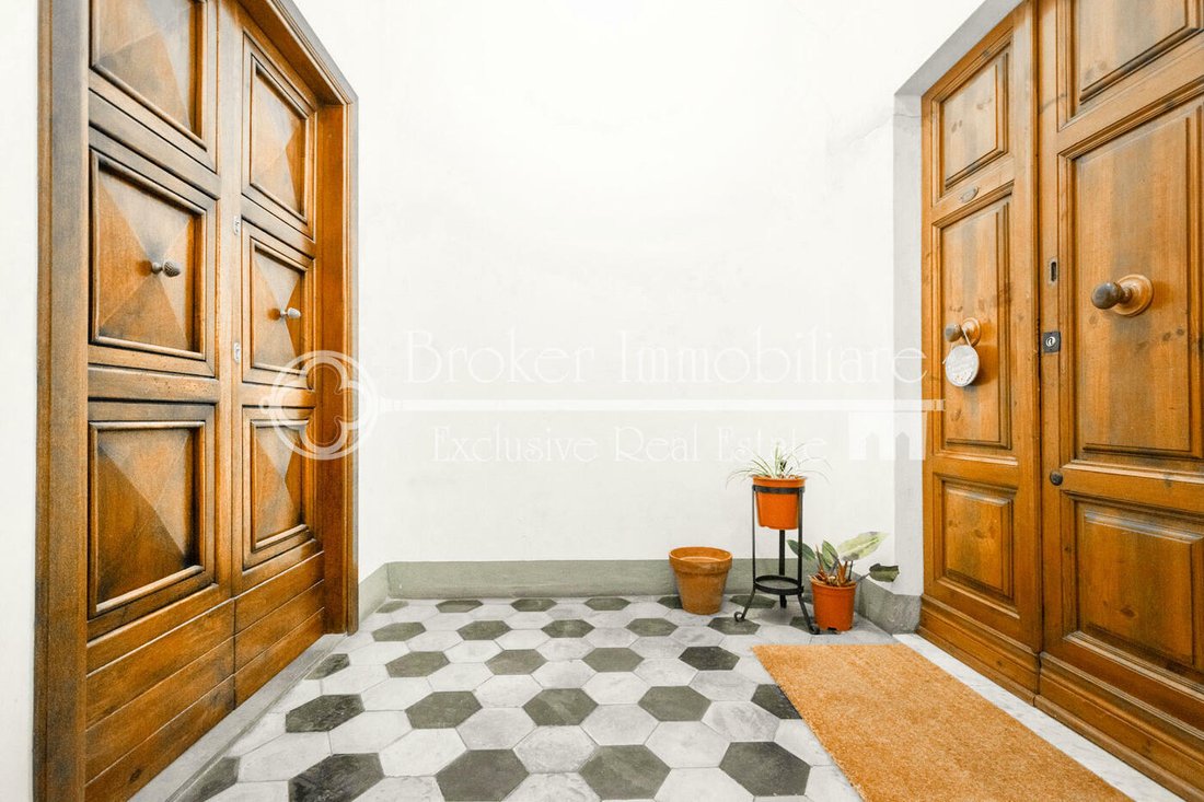 Apartment in Historic Center, Lucca, Tuscany 2 - 13705443