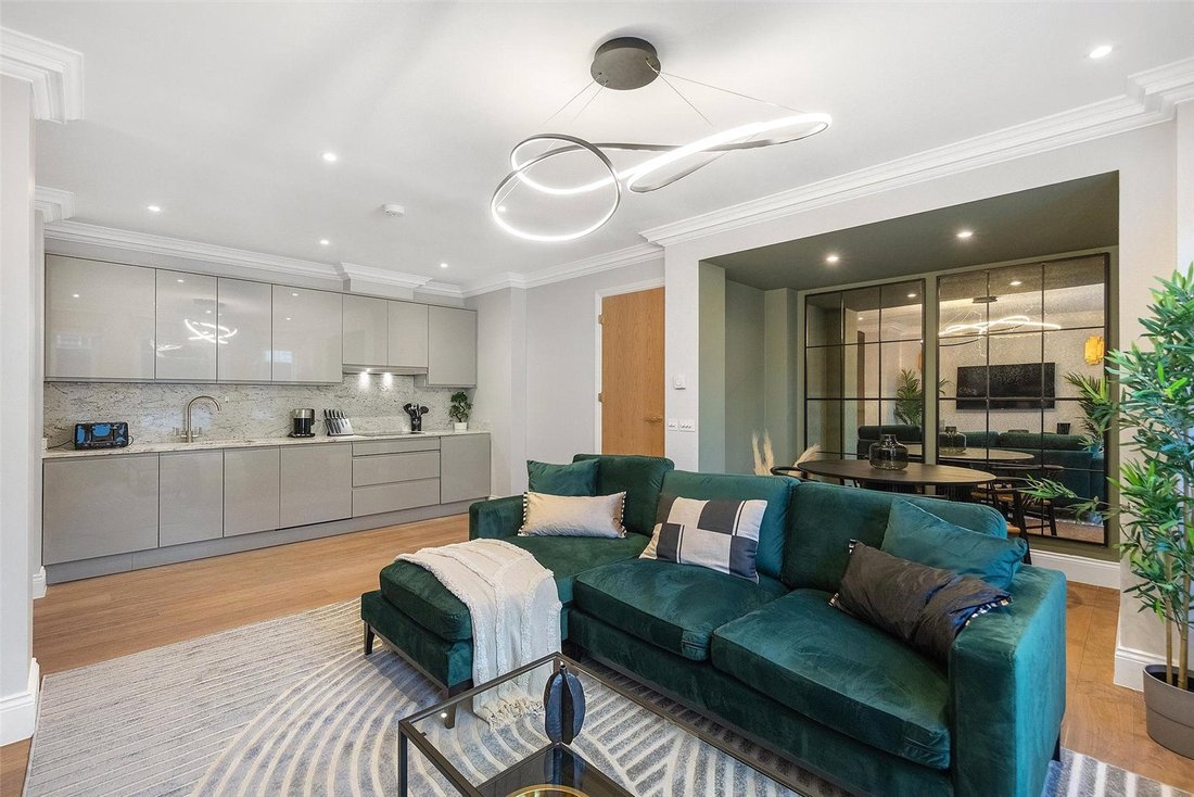 Apartment in Kilburn Park, Brent, England 5 - 17676956