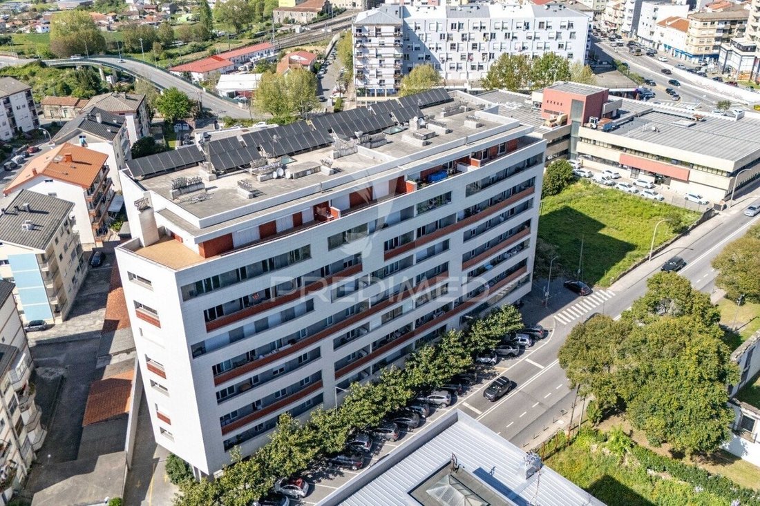 Apartment in Braga (Maximinos, Se e Cividade), Braga, Portugal 3 - 17677239