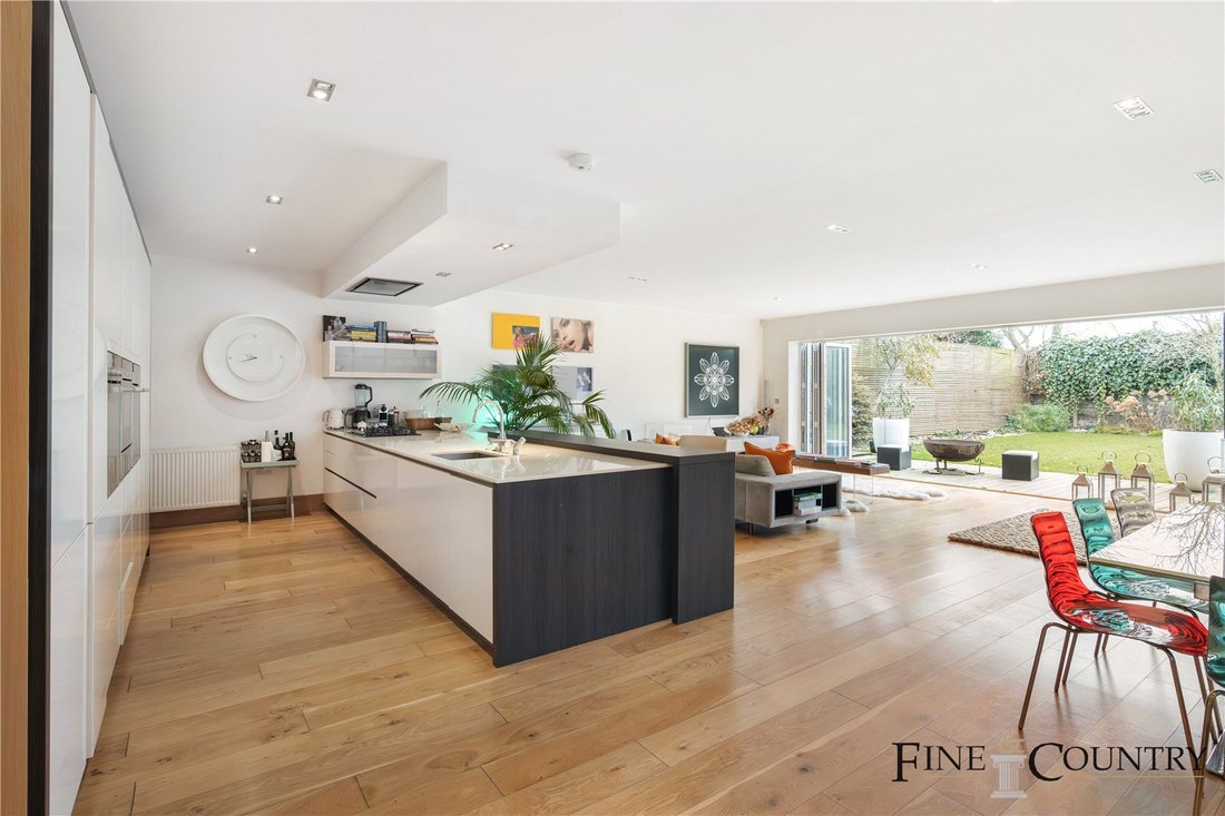House in West Hampstead, Camden, England 5 - 17676860