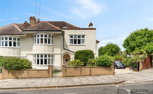 House in West Hampstead, Camden, England 1