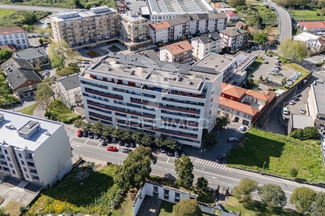 Apartment in Braga (Maximinos, Se e Cividade), Braga, Portugal 1 - 17677239