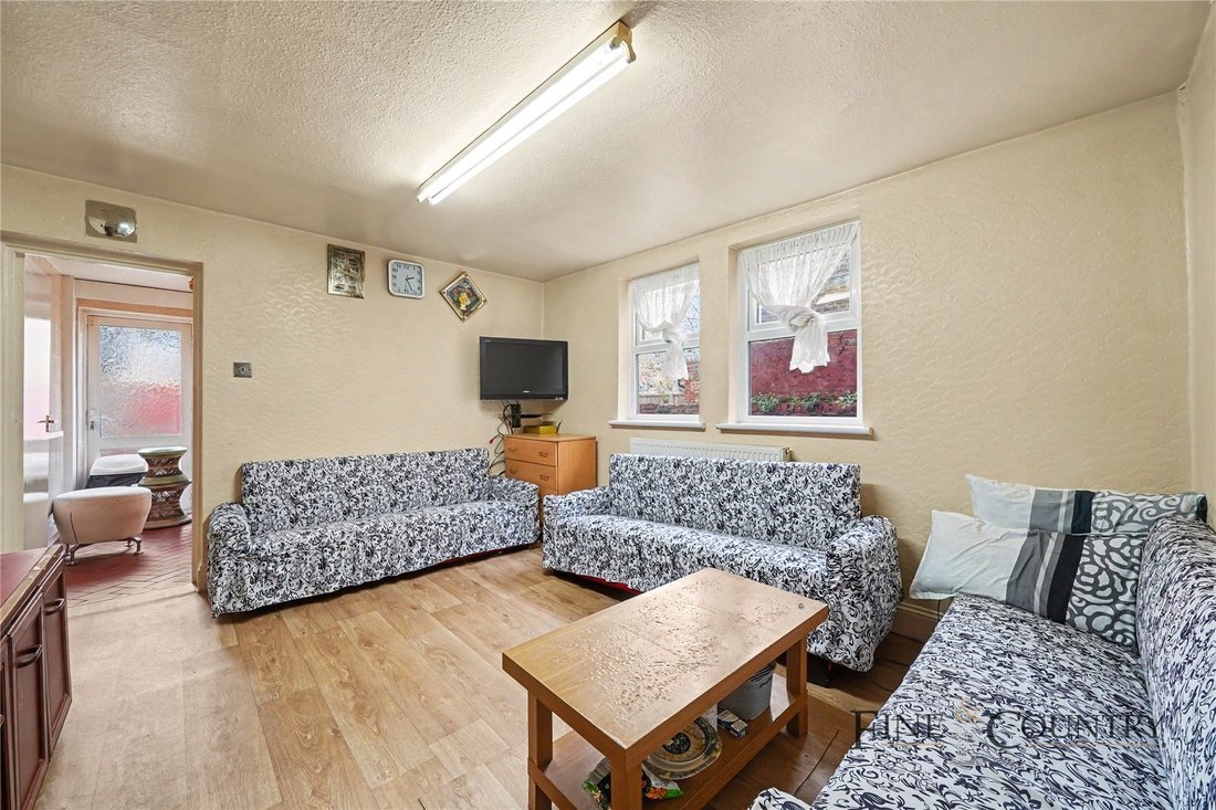 House in Brondesbury, Brent, England 4 - 17676598