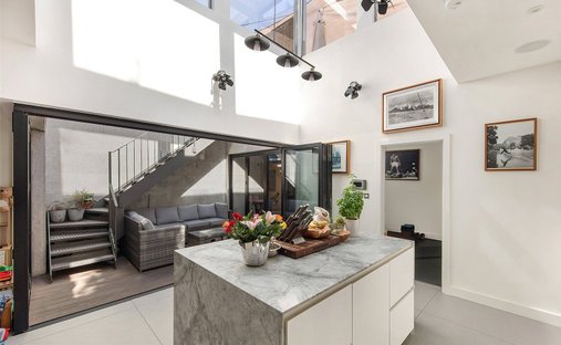 House in West Hampstead, Camden, England 1