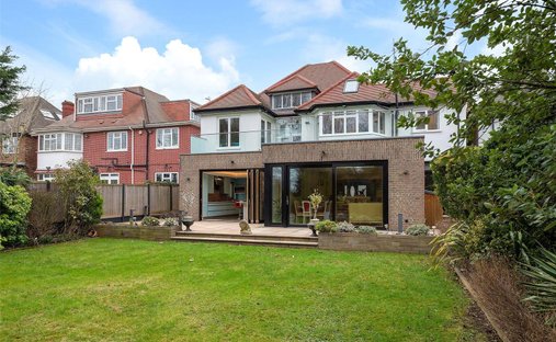 House in Brondesbury Park, Brent, England 1