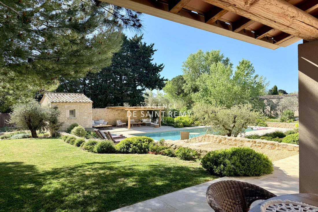 Villa in Saint-Rémy-de-Provence, Provence-Alpes-Côte d'Azur, France 3 - 17676379