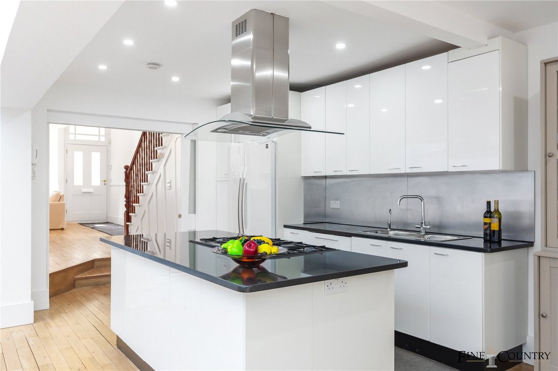 House in Brondesbury, Brent, England 1 - 17676912