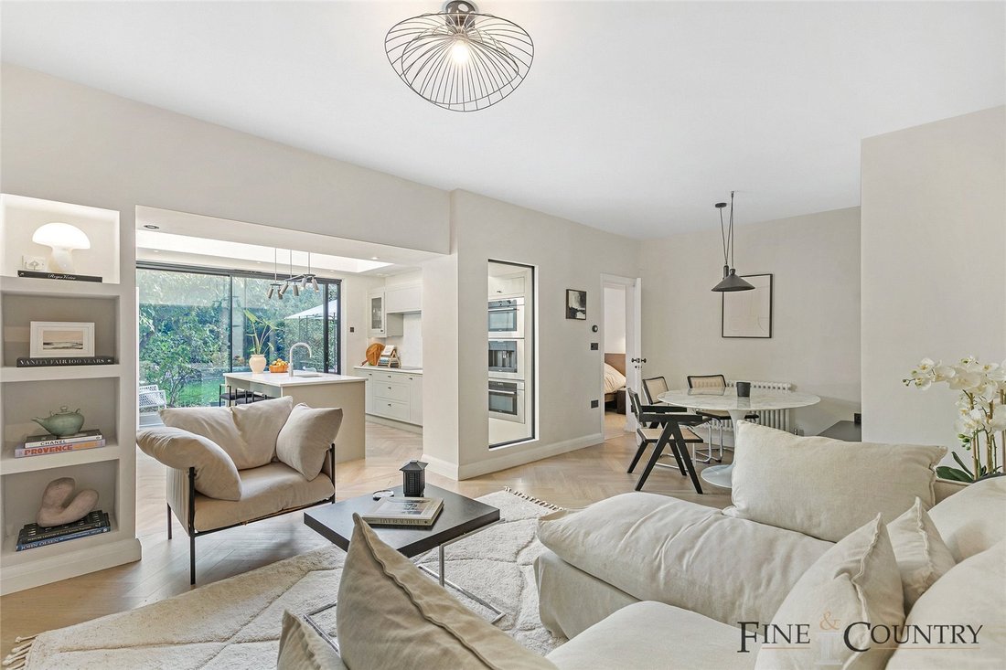 Apartment in Brondesbury, Brent, England 1 - 17676933