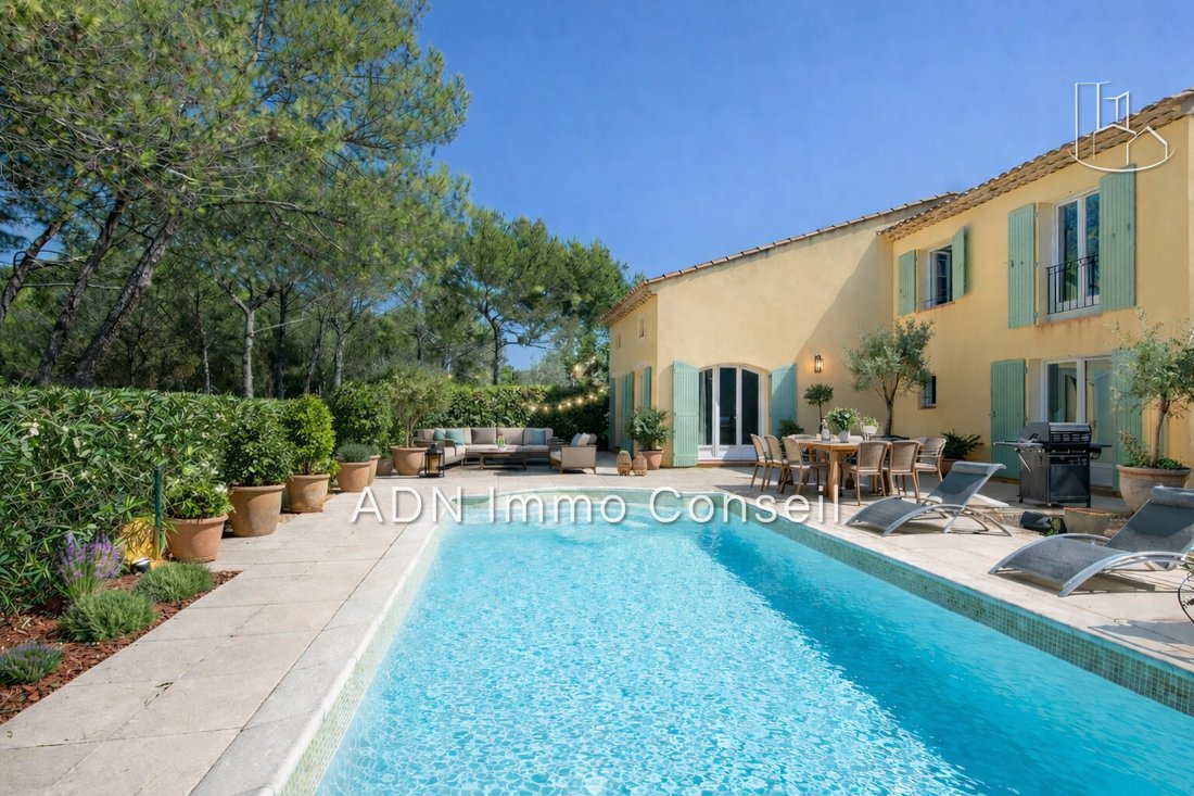 Villa in Mallemort, Provence-Alpes-Côte d'Azur, France 2 - 16051498