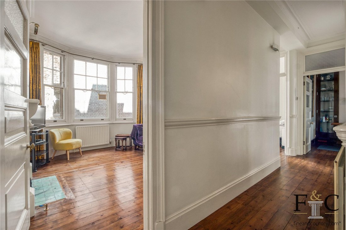 Apartment in Holborn, Camden, England 4 - 17676618
