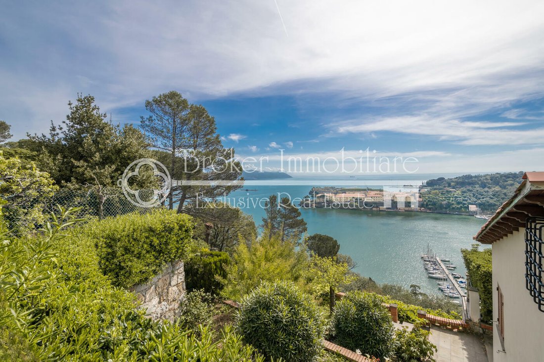 Villa in Porto Venere, Liguria, Italy 2 - 14125880