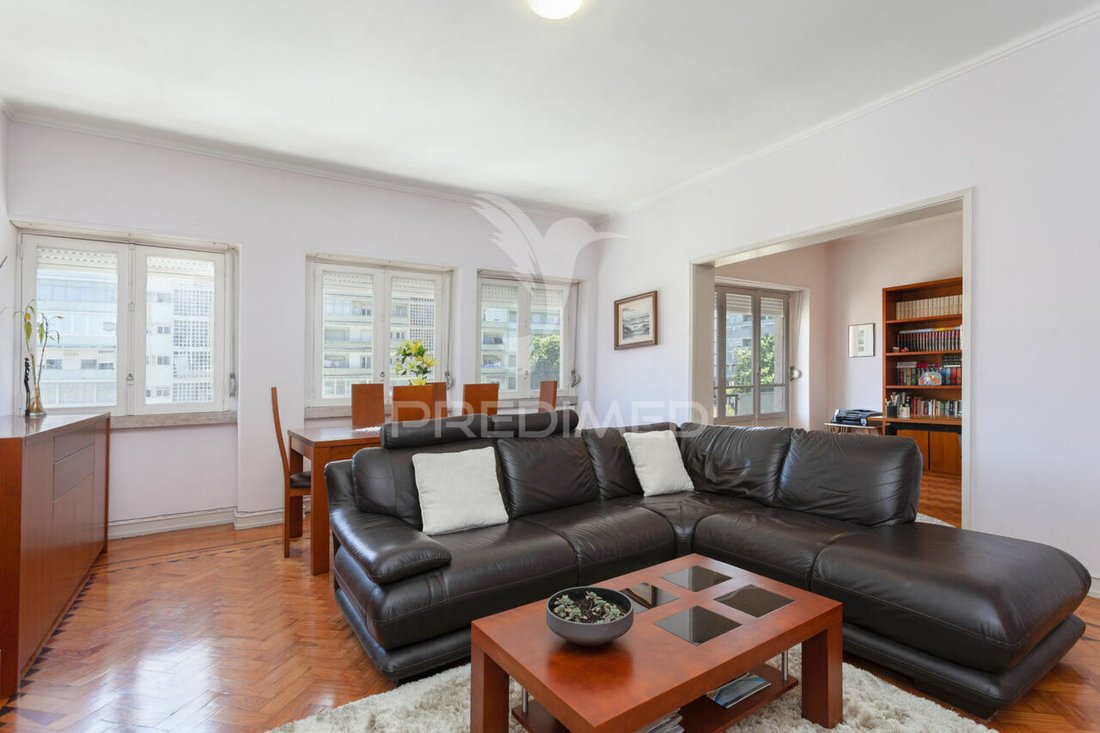 Apartment in Alvalade, Lisbon, Portugal 1 - 12862310
