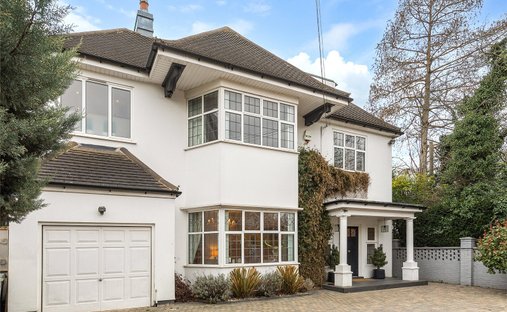 House in Brondesbury Park, Brent, England 1