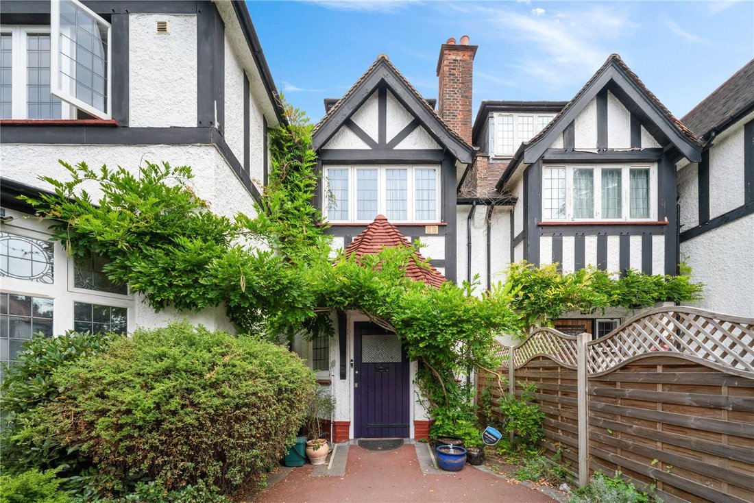 Apartment in Willesden Green, Brent, England 2 - 17676812