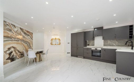 Apartment in Kilburn Park, Brent, England 1