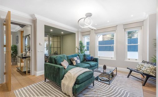 Apartment in Kilburn Park, Brent, England 1