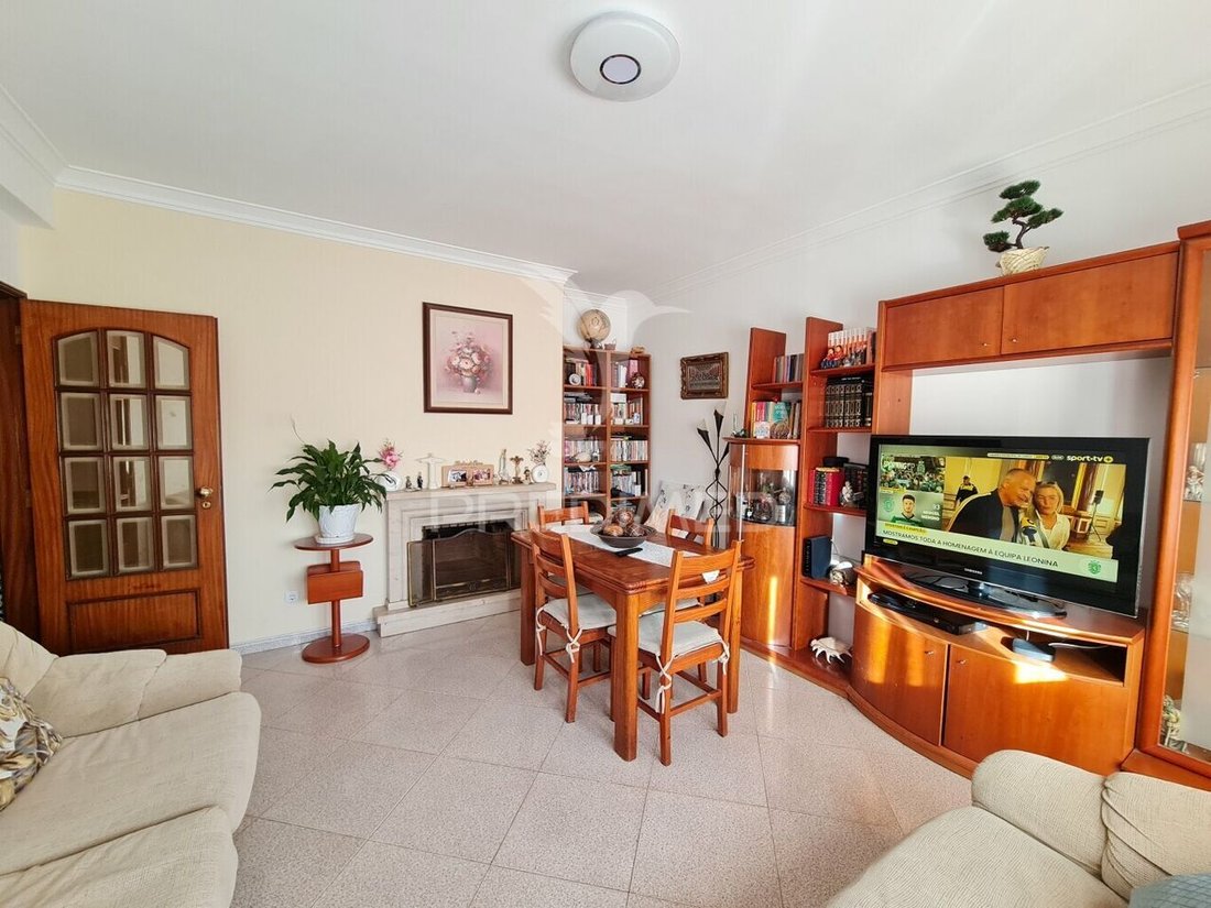 Apartment in Encosta do Sol, Lisbon, Portugal 2 - 15088884