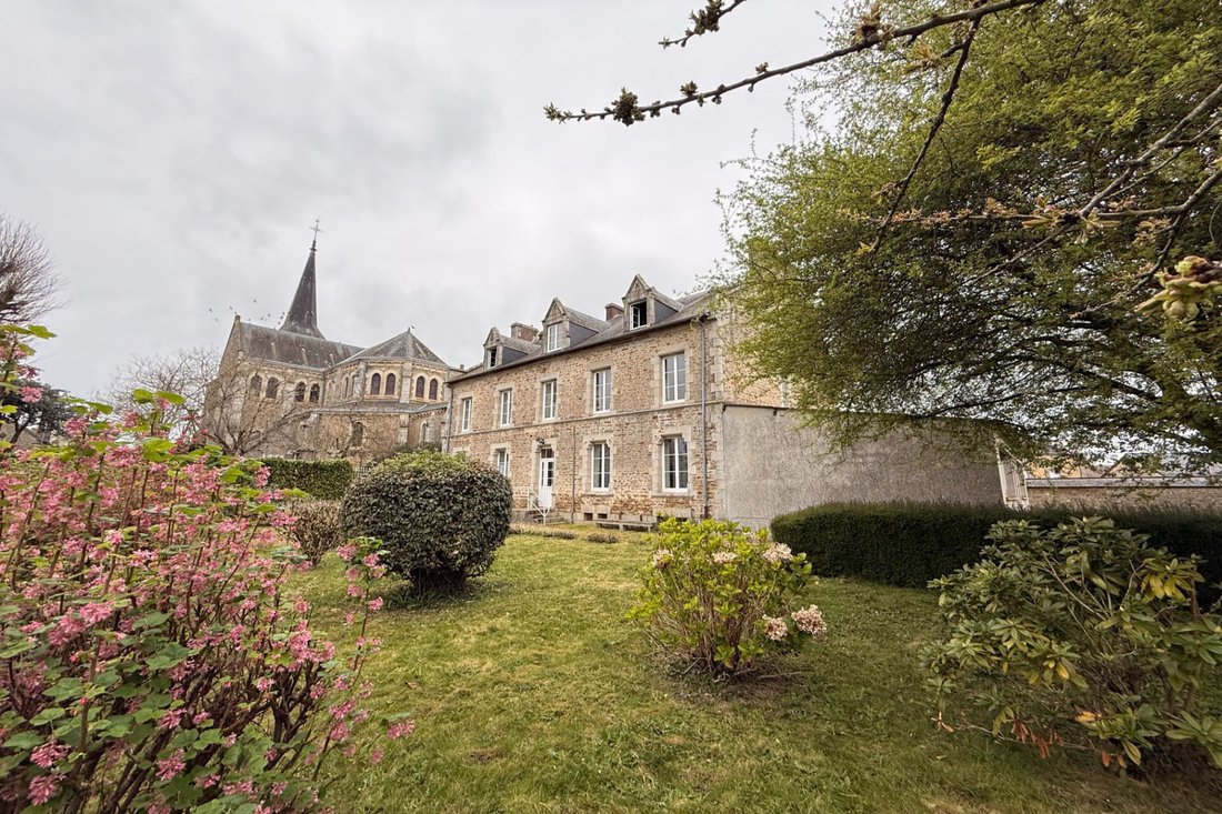 Villa in Saint-Pierre-des-Nids, Pays de la Loire, France 4 - 17676369